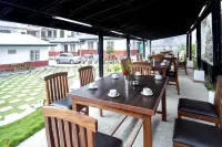 Earth Kind Cottages Hotels in Kakani