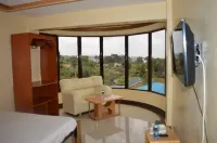 Elsa Hotel