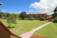 Cortsland Hotel فنادق في Five Islands Village