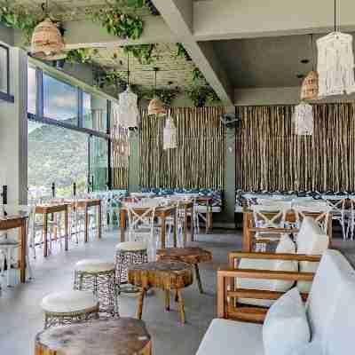 Catalina Hotel Dining/Meeting Rooms