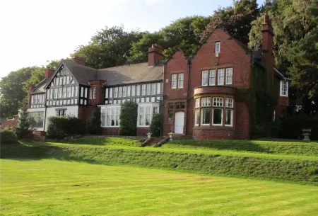 Brass Castle Country House Accommodation Отели в г. Инглби Гринхау