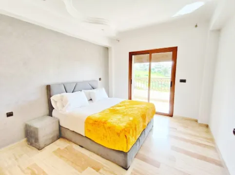 Les Belles Residences ''E''