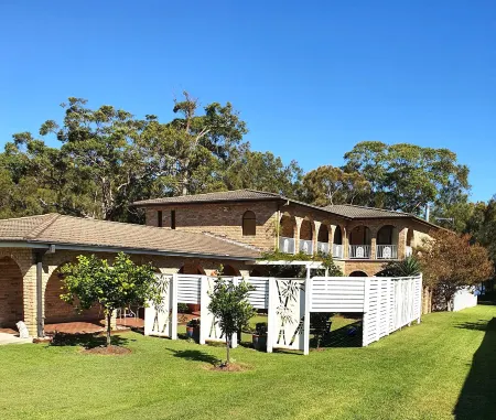 The Sanctuary at Paradise Beach B&B