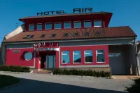 Hotel Air Hotels near Bata's Canal