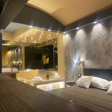 Montesantogroup Holiday House