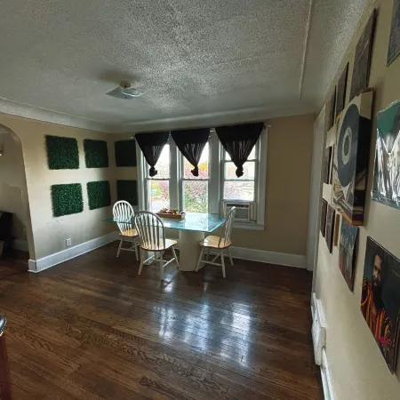 Evanston BnB