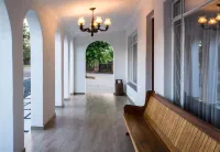Boom69 Guesthouse Hotels in Parys