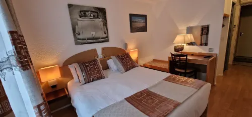 Kyriad Direct Arpajon Hotels in Étampes