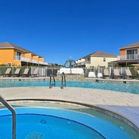 3 Bedroom Private Pool with Spa Near Disey Villa