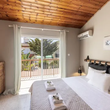 Anas Kiti Seaside Villa