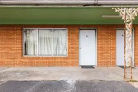 OYO Hotel Holly Springs MS