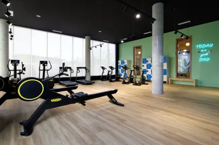 Sweetly I-Art Gradignan - Bordeaux Sud Отели рядом с достопримечательностью «Eglise St-Pierre de Gradignan»