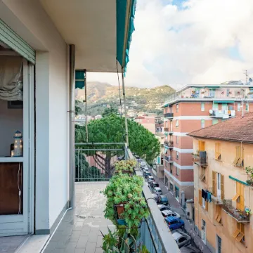 Joivy Stylish Flat with Balcony Near Rapallo Castle