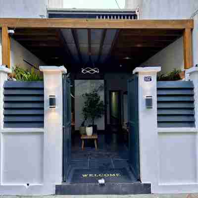 CYRUS HOTEL-HOUSE Hotel Exterior