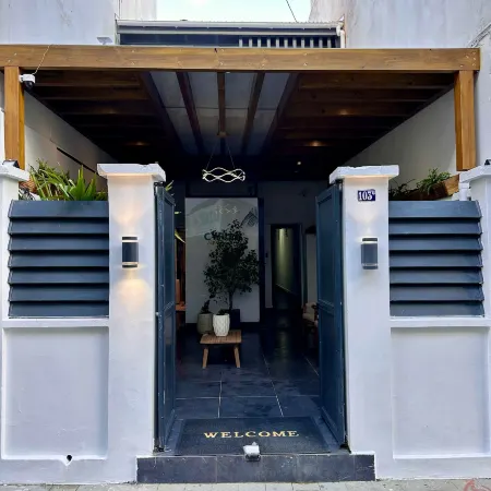 CYRUS HOTEL-HOUSE Отели в г. Пуэнт-а-Питр