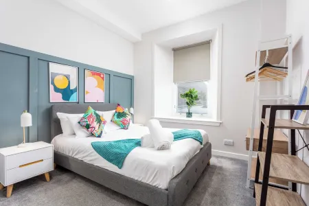 The Annick Suite No1 - Donnini Apartments Отели в г. Ирвин