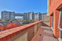 Manhattan Towers 506 by Ctha