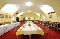 Hotel Zlatá hvězda Hotel di Trebon