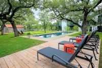 The Ruby Hotel - Pools