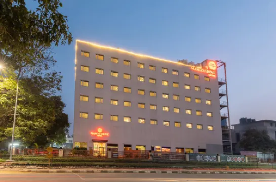 Mango Grove Hotel