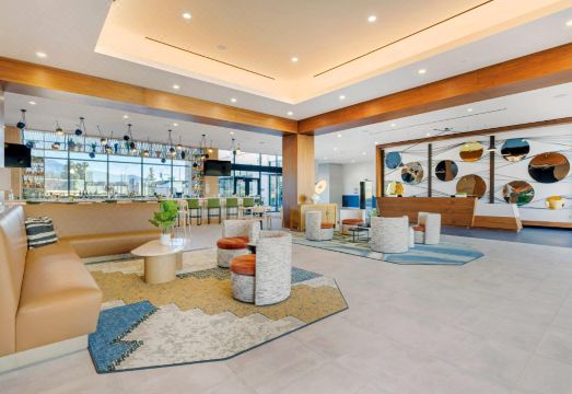 캠브리아 호텔 버뱅크