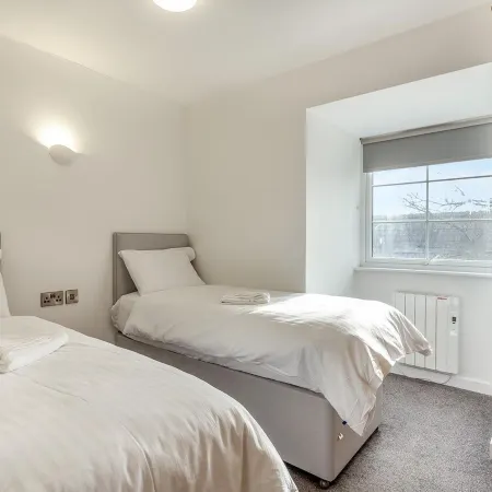 Apartment with Access to Pool, Spa & Soft Play