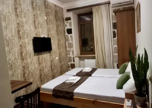 カスケード ヘリテージ イン マテナダラン周辺のホテル