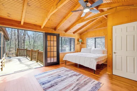 Sunset Ridge @ Trailhead Cabins