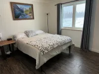 Aurora viewing 3BR/2BA home, plus heated 2 car garage, North Pole, AK.