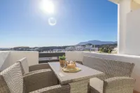 Sunset Sunshine Pool and Golf - Happy Rentals