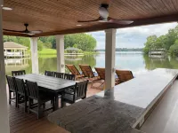 6000sf Luxury Home on Main Lake Cove – minutes off I-85