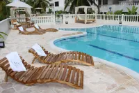 Vaia Hoteles - Pools