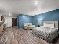 WoodSpring Suites Dearborn Detroit Hotels in Dearborn
