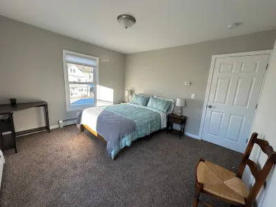 Cozy Home in Holyoke with 3 Bedrooms