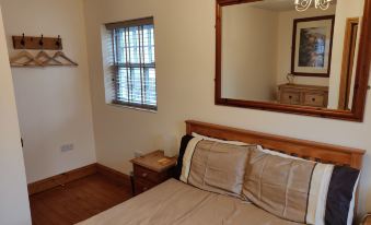 Courtyard Cottage - Great Paxton