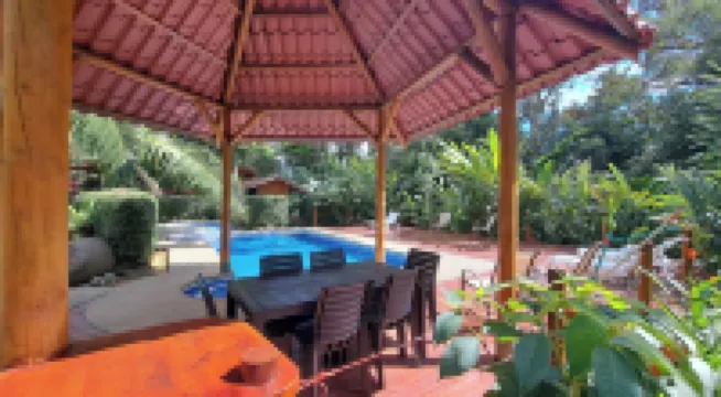 卡比納斯·科斯塔·特羅皮卡納