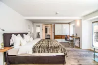 Waldhotel Fletschhorn Panoramic Retreat in Saas Fee Hotels in Saas-Balen