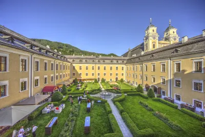Schlosshotel Mondsee Hotels in der Nähe von Fuschlseebad