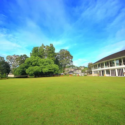 Hotel Concordia Bumi Sangkuriang Bandung Отели рядом с достопримечательностью «Парк развлечений Dago Dreampark»