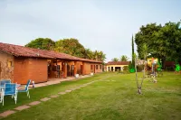 Sitio Toca do Leao Hotels in Guarapari