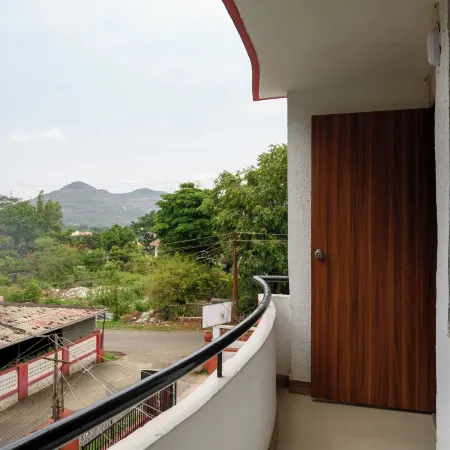 Girivihar Holiday Club - Pure Veg