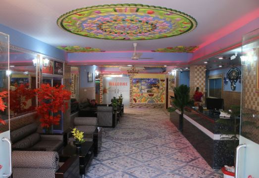 3. 호텔 스타 인터..