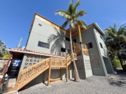 Lora Loca Inn Hotels in El Zonte