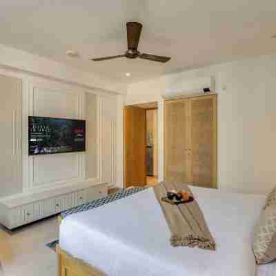 Luxury Suite w Pool View - 1km to Beach Ta-a303 Rooms