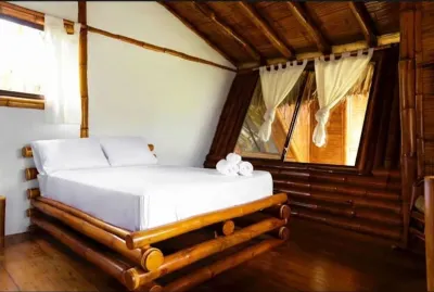 The Palms Oasis Montanita Hotel dekat Malecon Ballenita