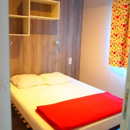 Comfort "hazelnut" A (sleeps 4)