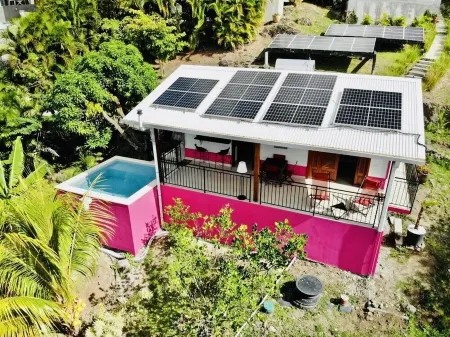 Villa Bauhinia with pool 800m from the beach