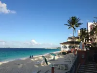 Private Pool & Garden - Tranquil Retreat Hotel a Paradise Island