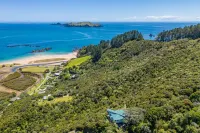 The Kereru's Nest. Overlooking the wonderful Tauranga Bay beach