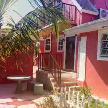 Large spacious and enjoyable spacing  is just waiting on you.. Hotel Exterior